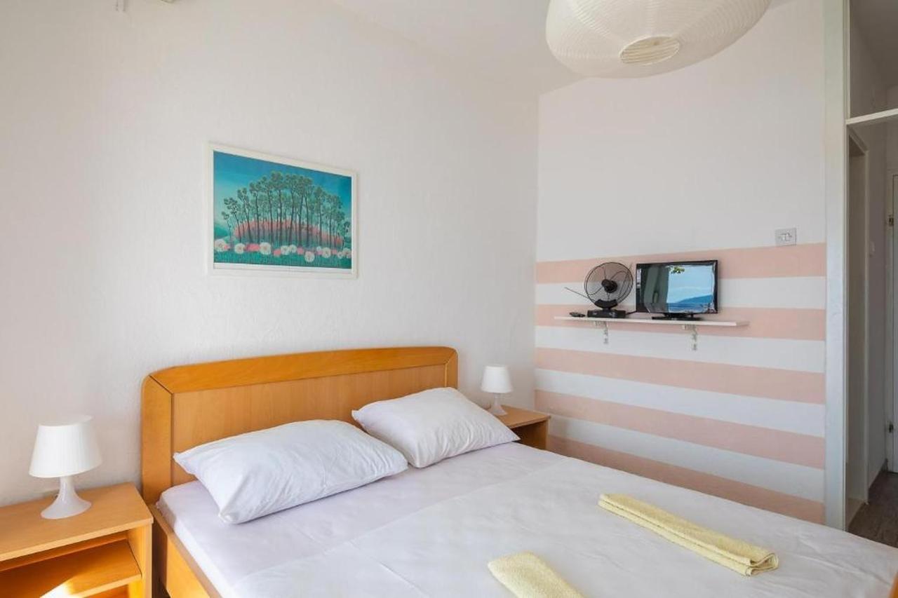 Apartment Roza Omiš