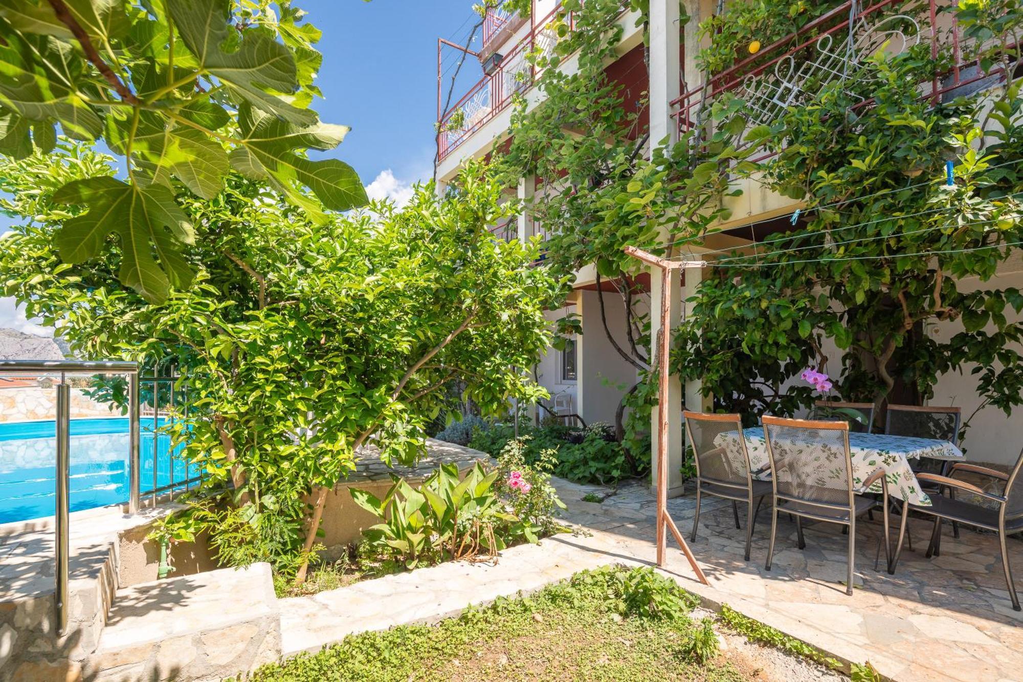 Roza Apartment *