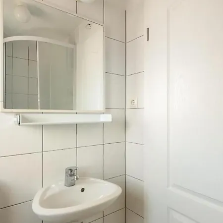Apartments Roza Omis Exterior photo