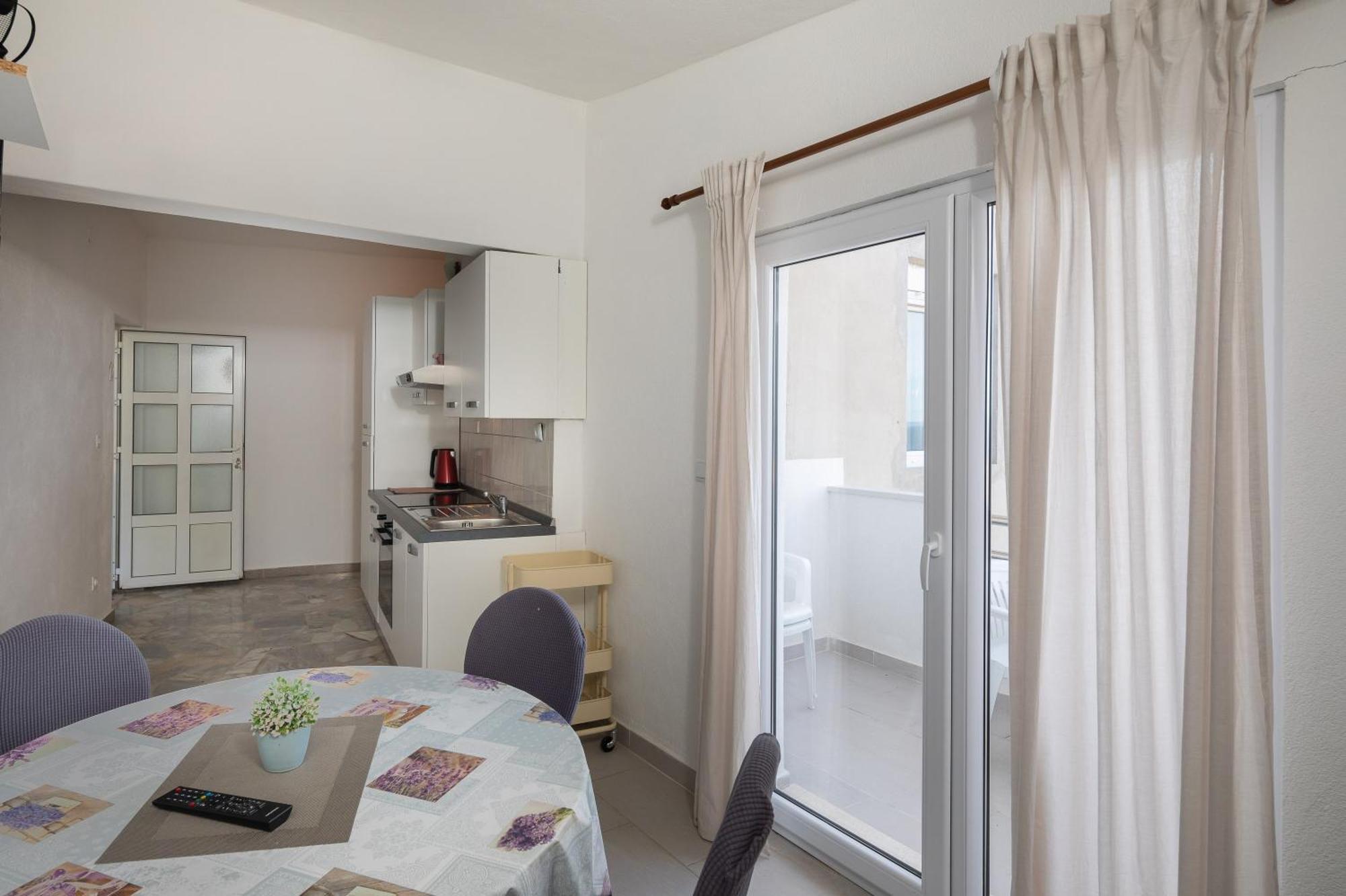 Roza Apartment Omis